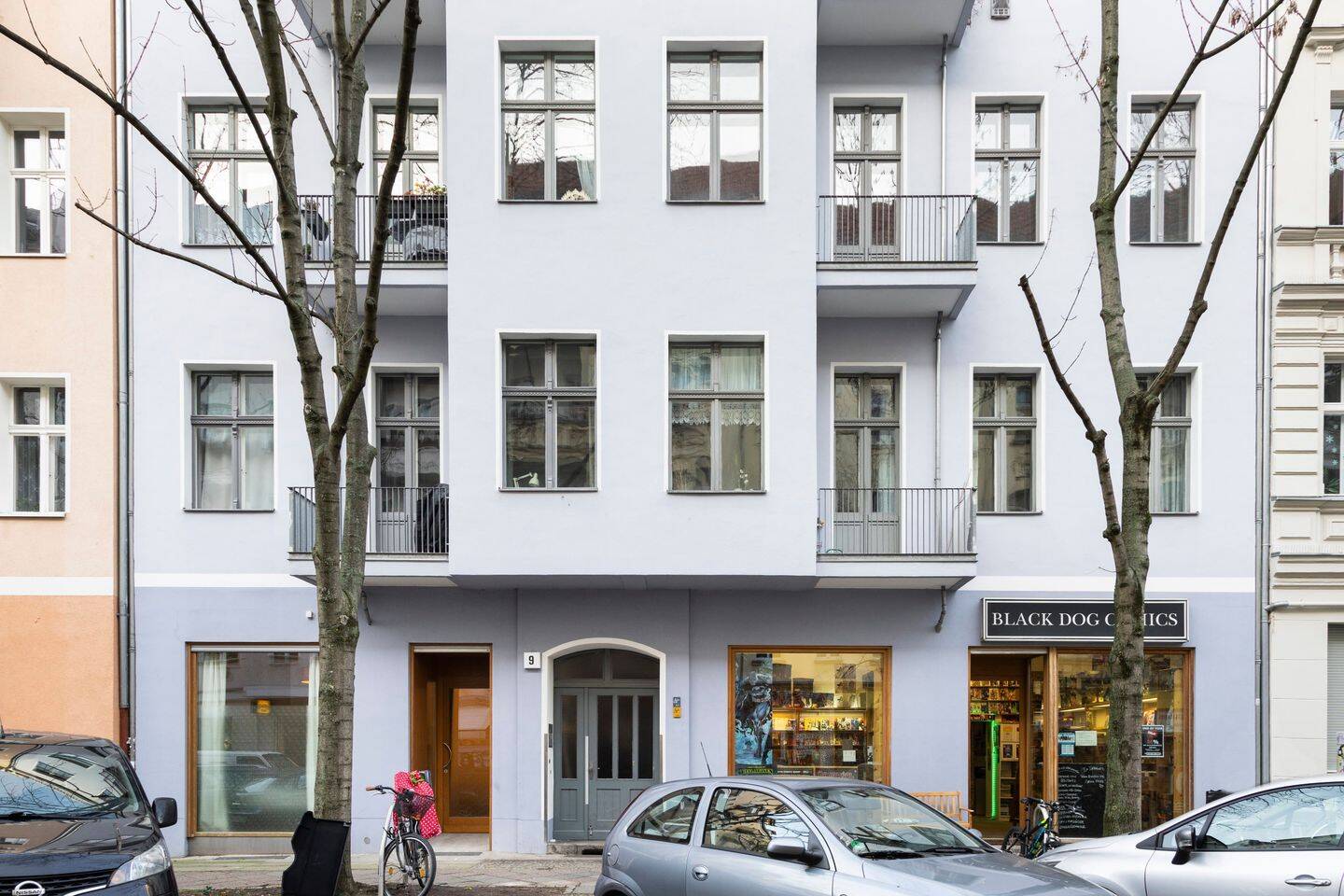 Compact 3-Room Furnished Apartment with High Ceilings in Prenzlauer Berg