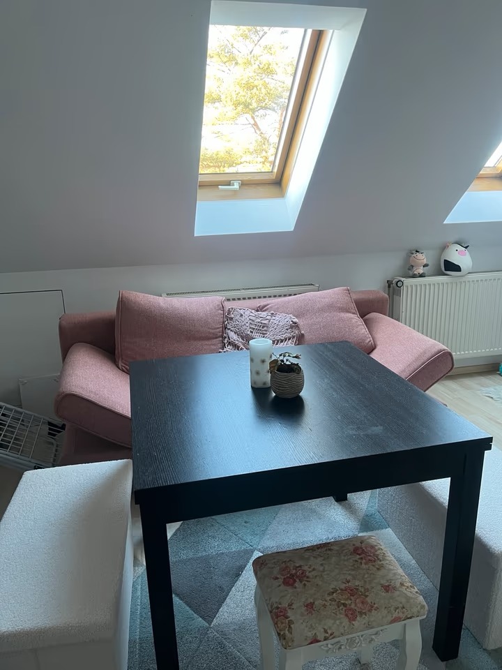 Furnished 1.5-Room Apartment for Sublet – Near University, Regensburg