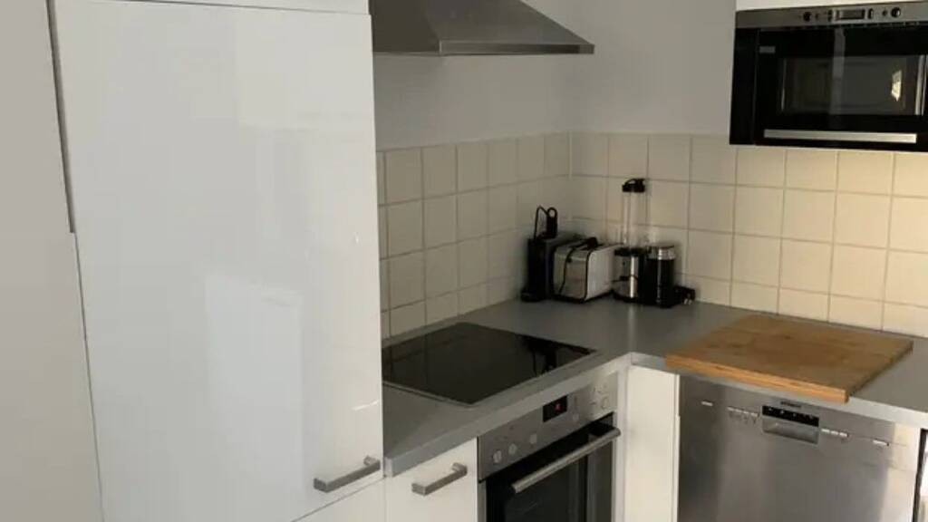 Fully Furnished 2-Room Apartment with Balcony & Parking