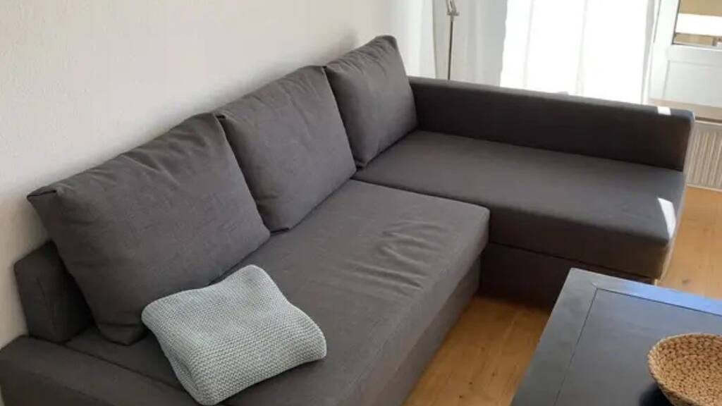Fully Furnished 2-Room Apartment with Balcony & Parking
