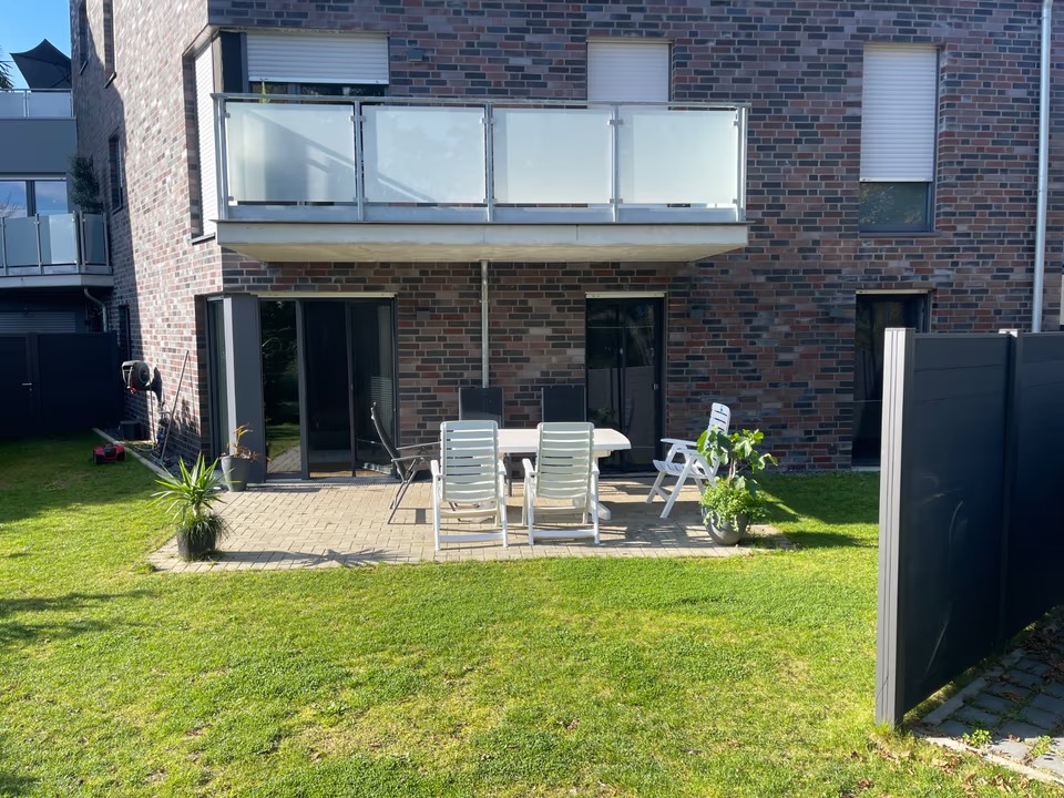 Furnished 3-Room Ground Floor Apartment with Terrace, Garden & Parking – Kleve