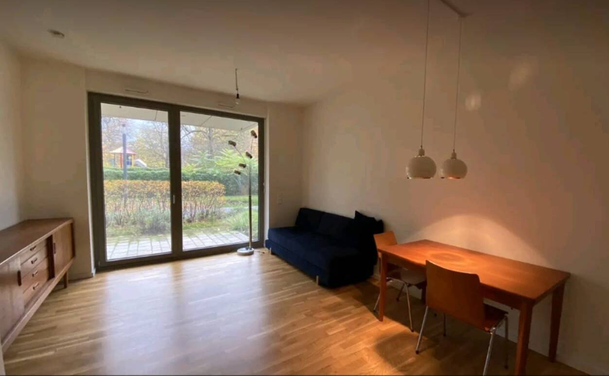 Modern 3-Room Ground Floor Apartment with Terrace in Prime Berlin Mitte