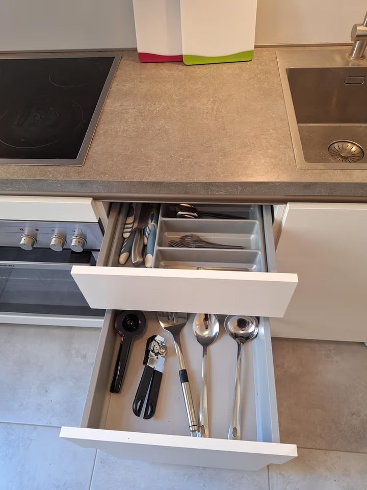 Charming Furnished 1-Room Studio in Historic Building – Schöneberg, Berlin