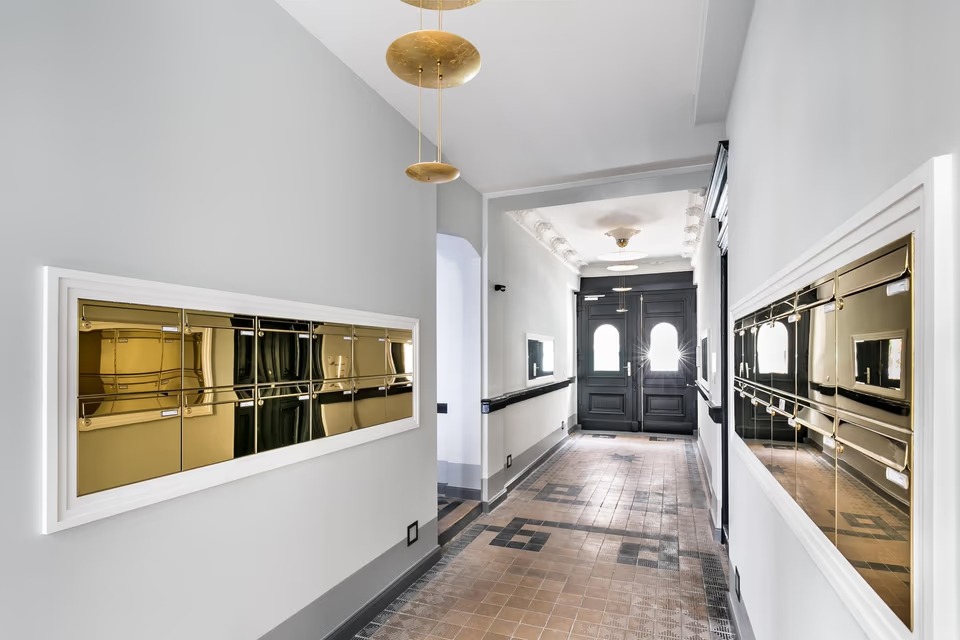 Charming Furnished 1-Room Studio in Historic Building – Schöneberg, Berlin