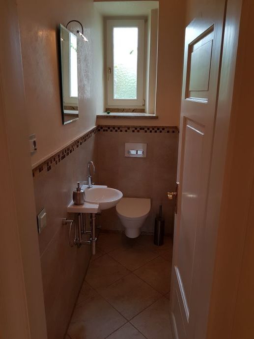 Bright & Spacious Altbau Apartment Near Pasing Park – 2 Rooms, 82 m²