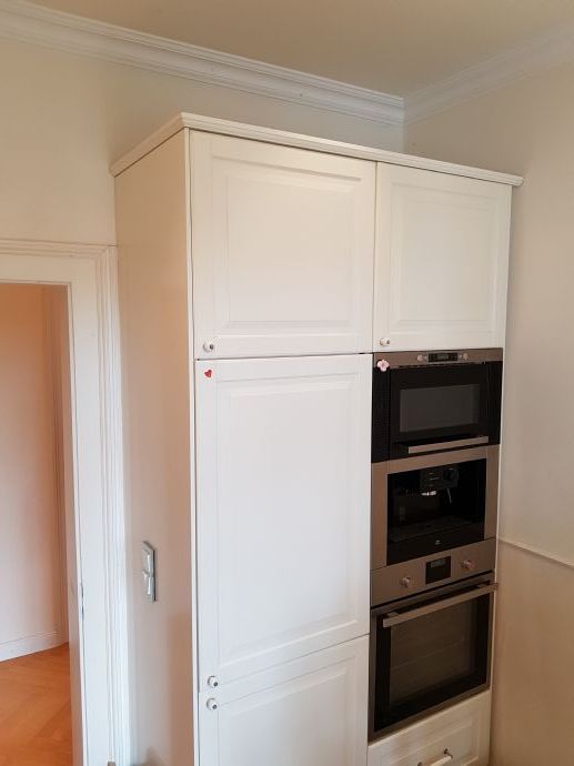 Bright & Spacious Altbau Apartment Near Pasing Park – 2 Rooms, 82 m²