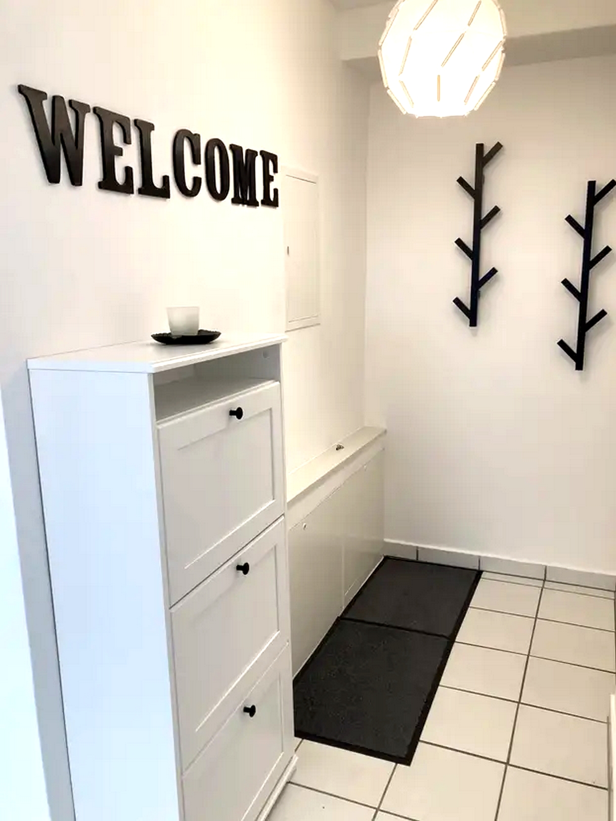 Modern 2-room ground floor apartment with terrace and garden in Cologne-Dünnwald