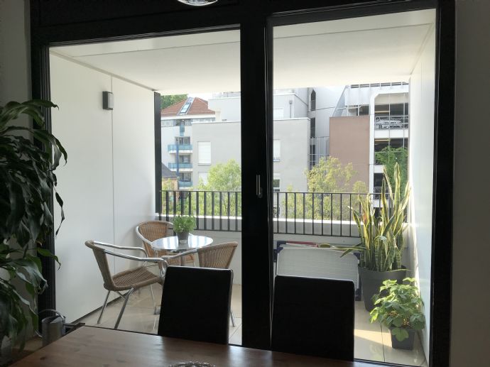 Modern 2-room new-build apartment with loggia and elevator in a great location in Frankfurt-Sachsenhausen
