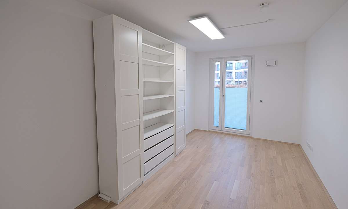Modern 3-Room Ground Floor Apartment with Terrace, Two Bathrooms & Premium Kitchen