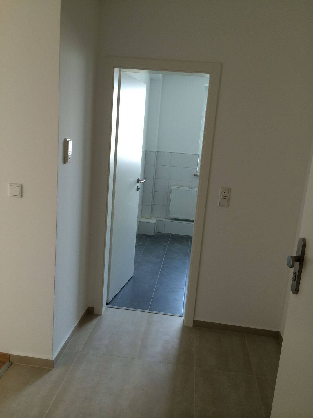 Modern 2-Room Apartment with Elevator in Nürnberg-Glockenhof