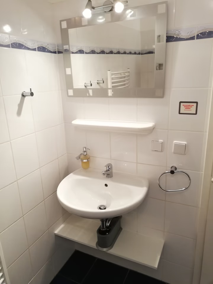 Furnished 1-Room Apartment in a Green Courtyard in Berlin-Köpenick