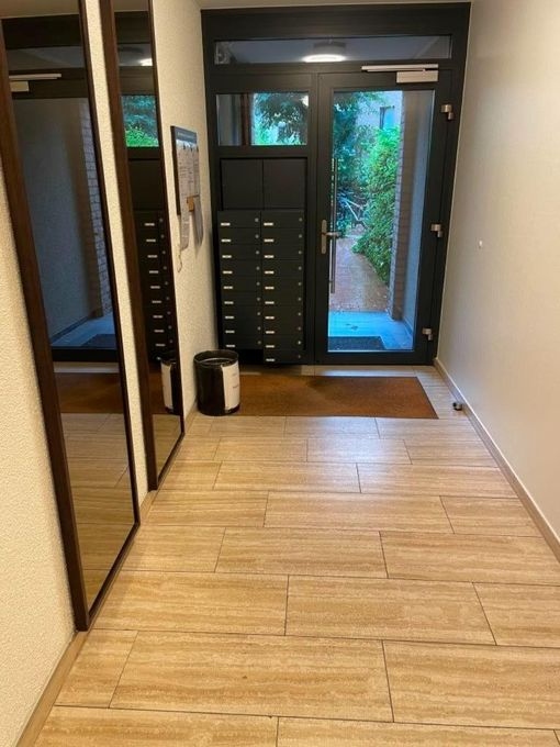 1-Room Apartment with Solid Condition in Cologne-Sülz