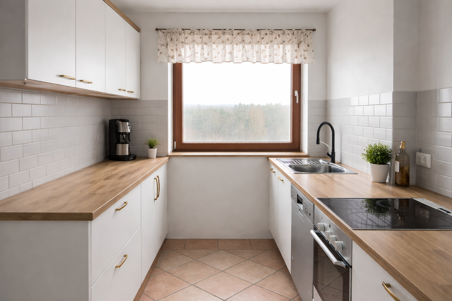 Spacious 5-Room Apartment with Rhein View in Cologne-Deutz