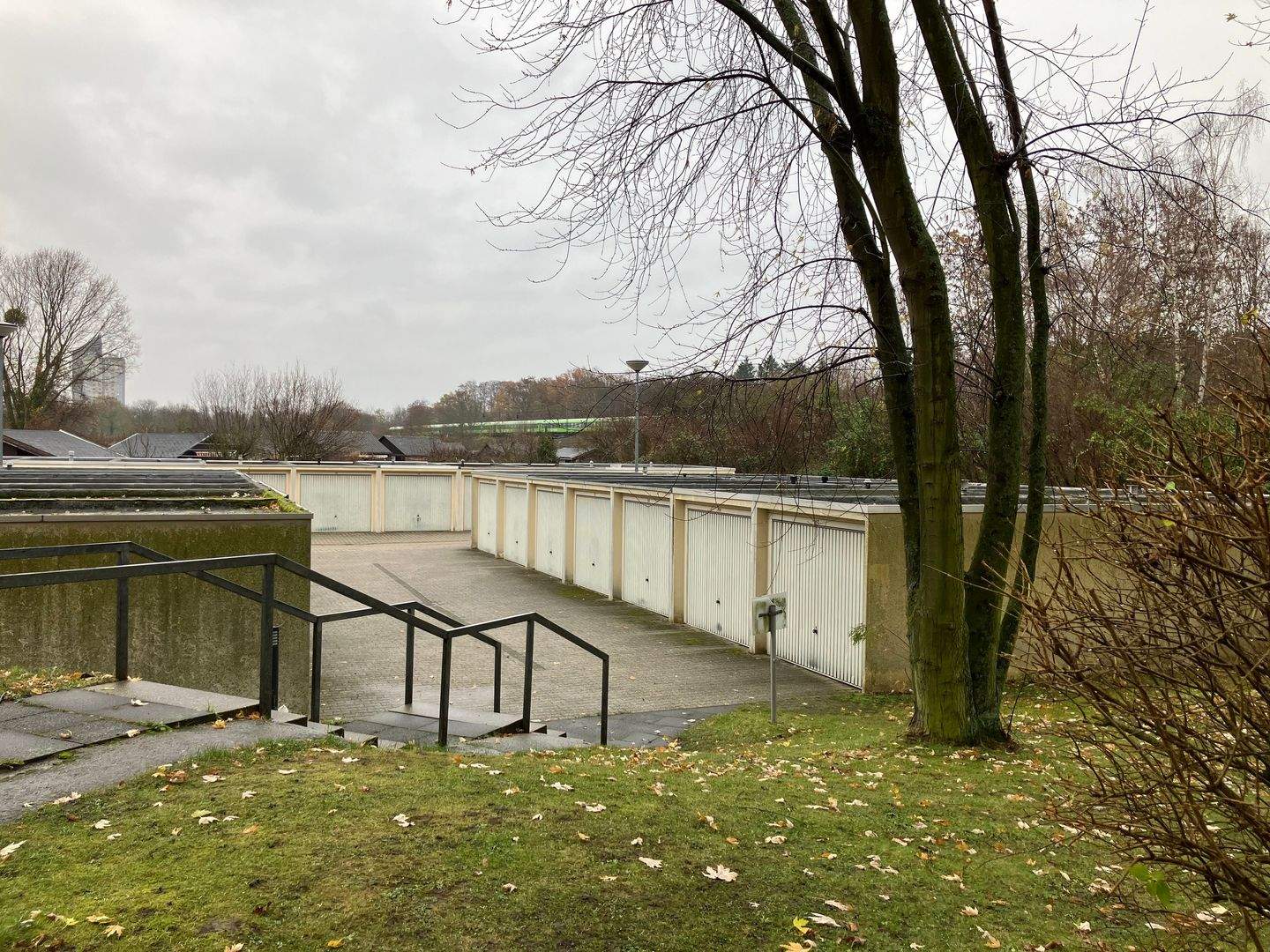 Spacious 5-Room Apartment with Rhein View in Cologne-Deutz