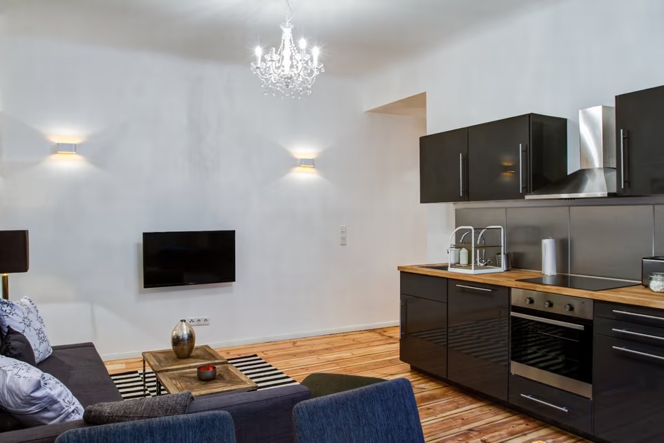 3-room fully furnished apartment in Berlin-Wedding