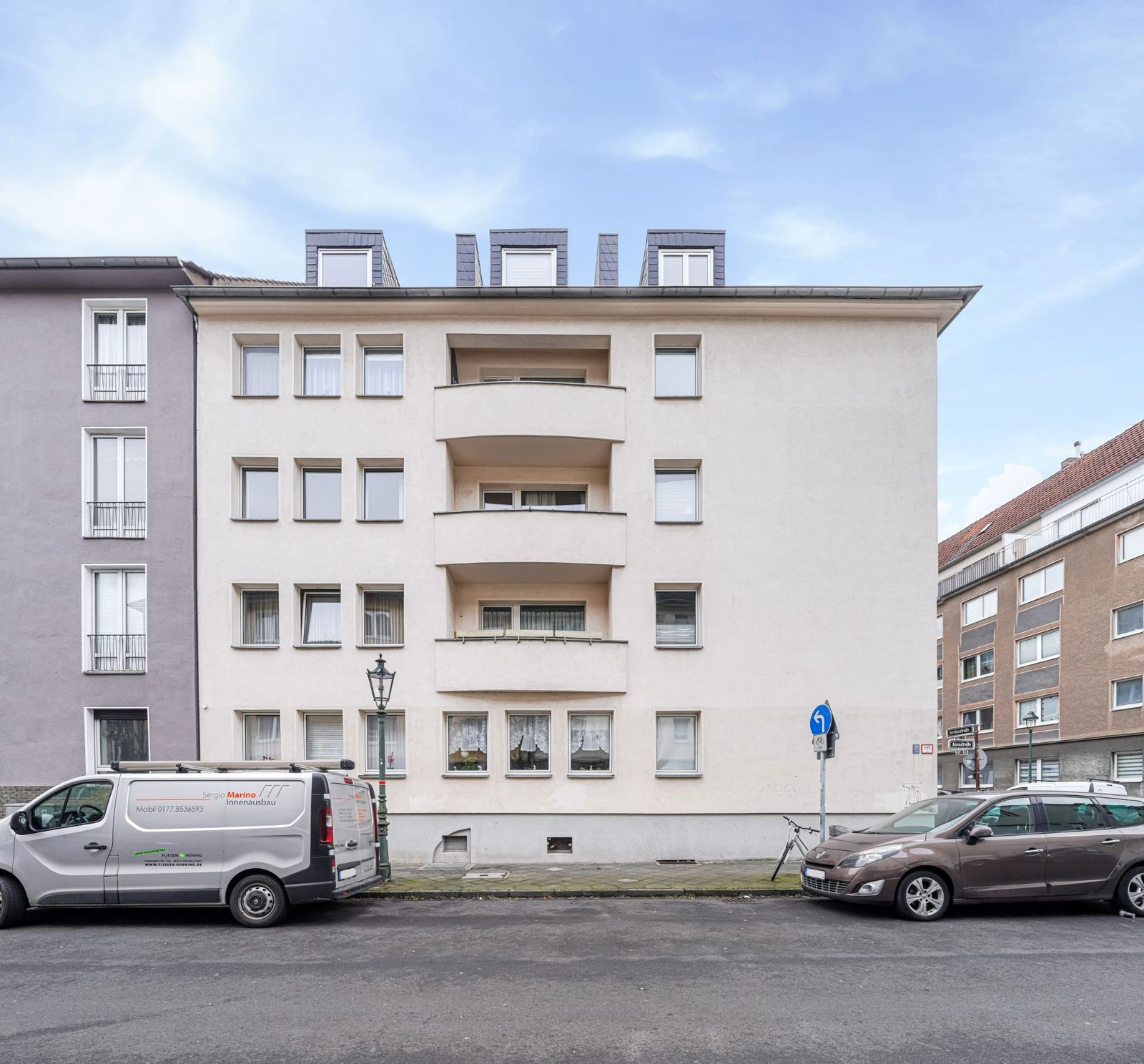 Stylish 2-Room Apartment with Balcony in Düsseldorf
