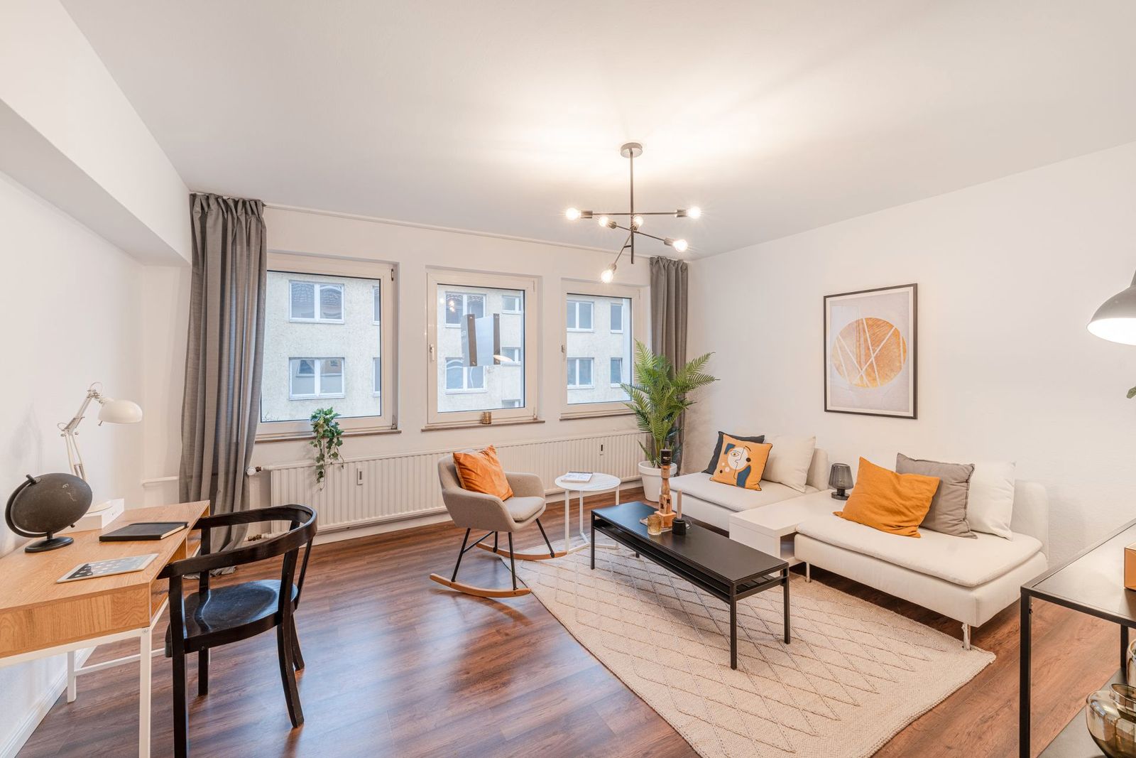 Stylish 2-Room Apartment with Balcony in Düsseldorf