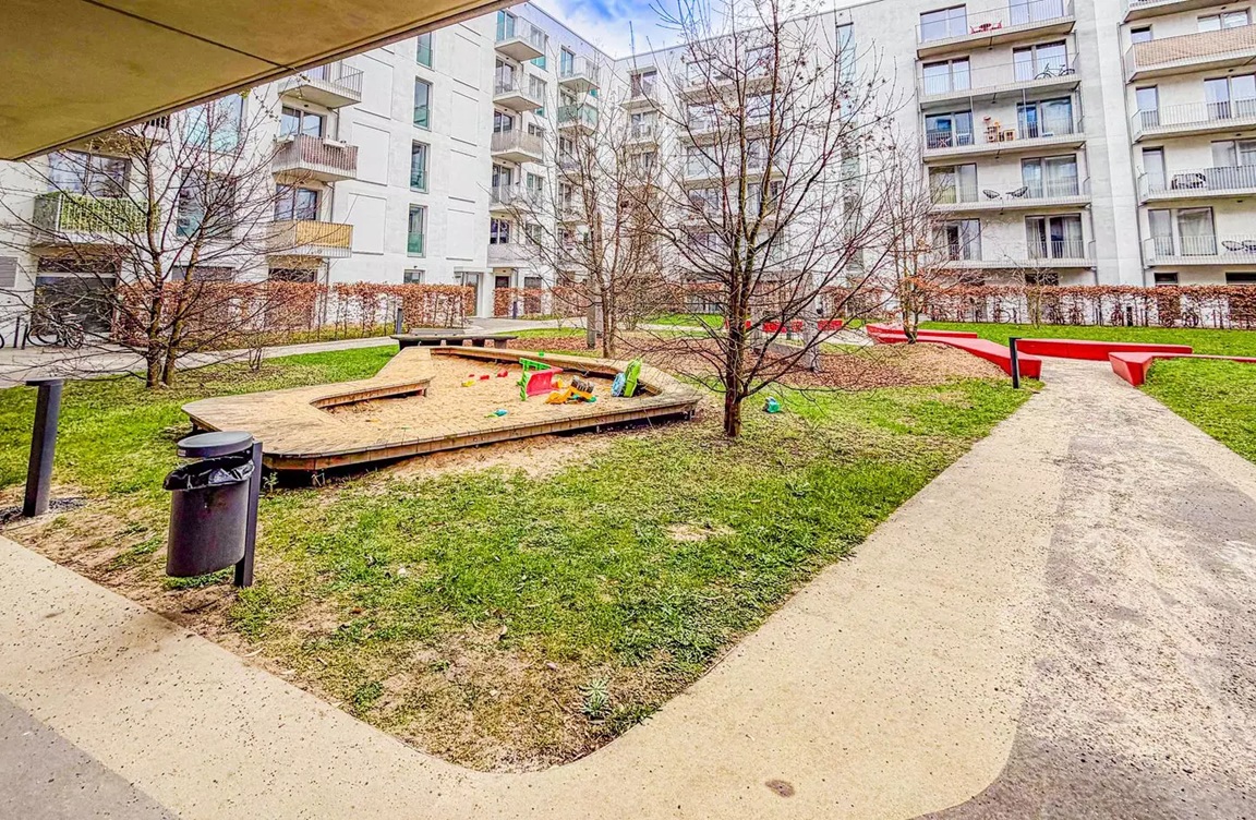 Modern Studio Apartment in Prime Berlin Mitte Location near Central Station