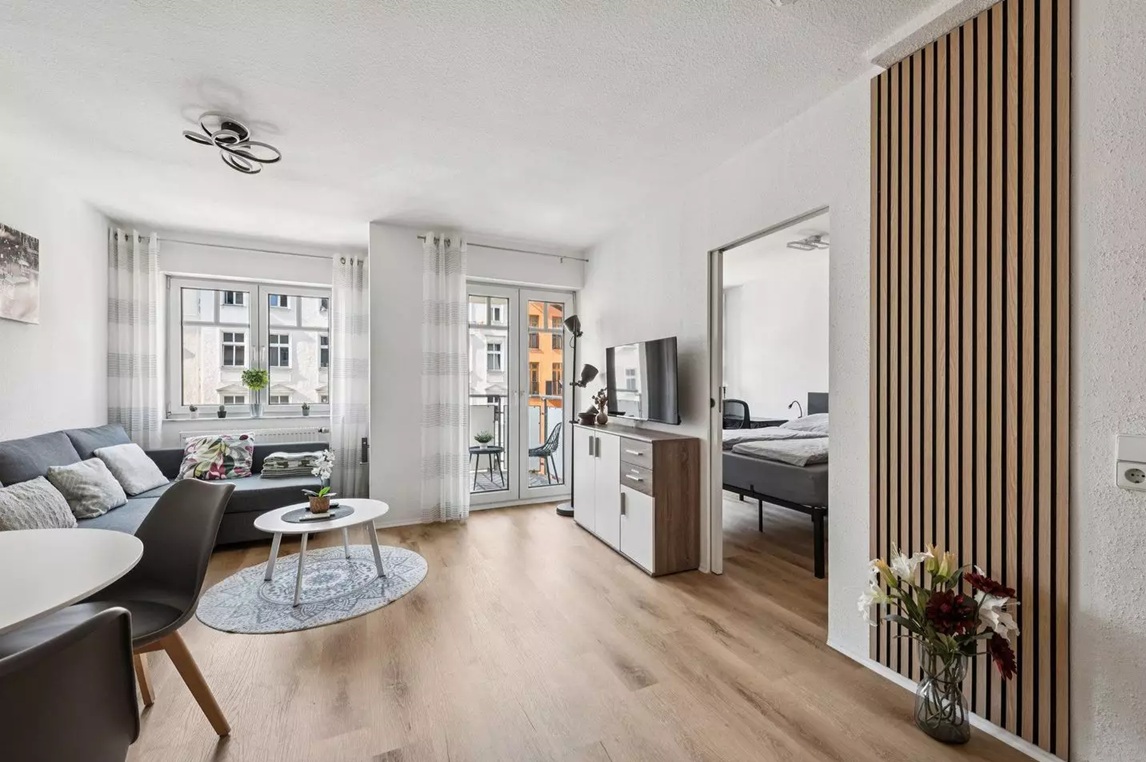 Fully Furnished 2-Room Apartment with Balcony & Underground Parking in Berlin-Friedrichshain