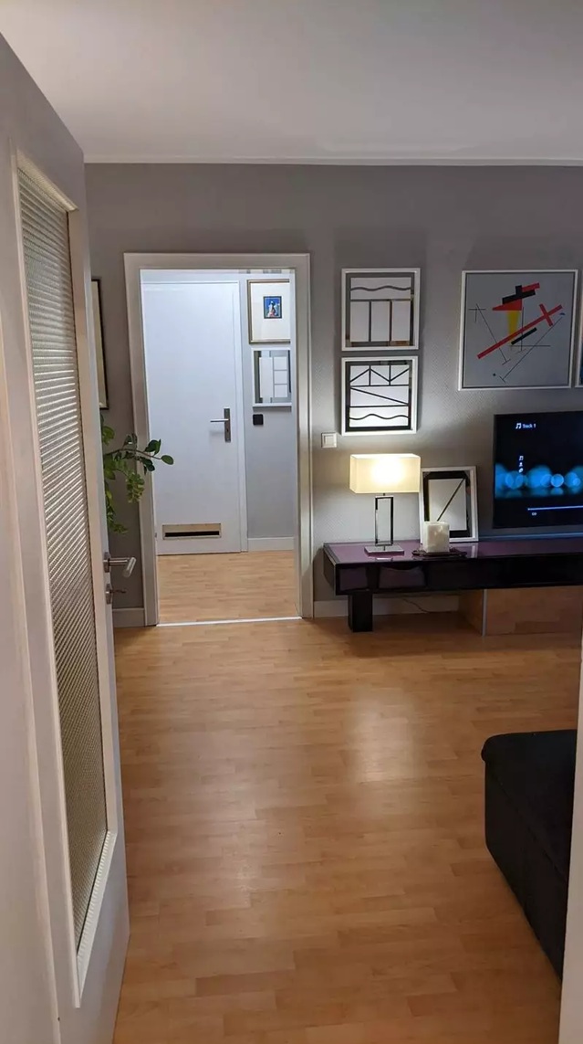 2-Room Apartment with Balcony in Düsseldorf-Kaiserswerth
