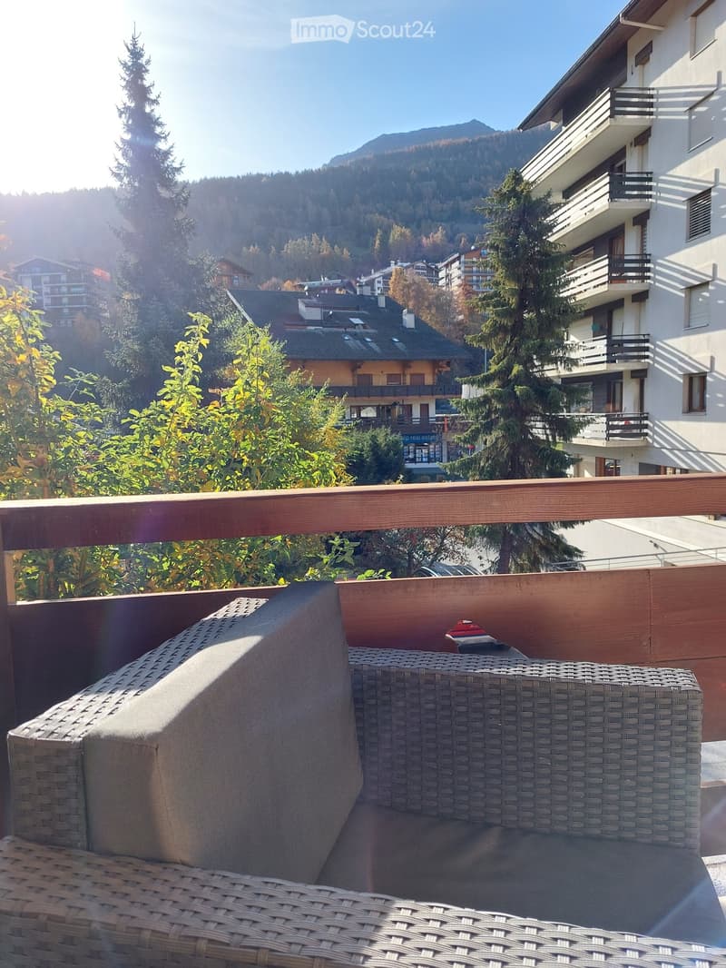 Alpine 2-Room Furnished Apartment with Balcony in Haute-Nendaz