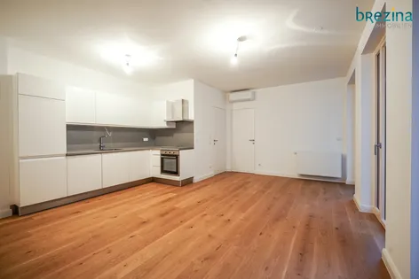 Modern 2-Room Garden Apartment with Terrace in Vienna