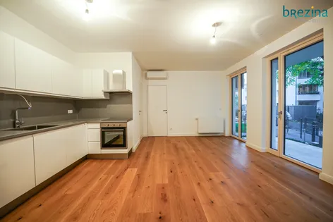 Modern 2-Room Garden Apartment with Terrace in Vienna