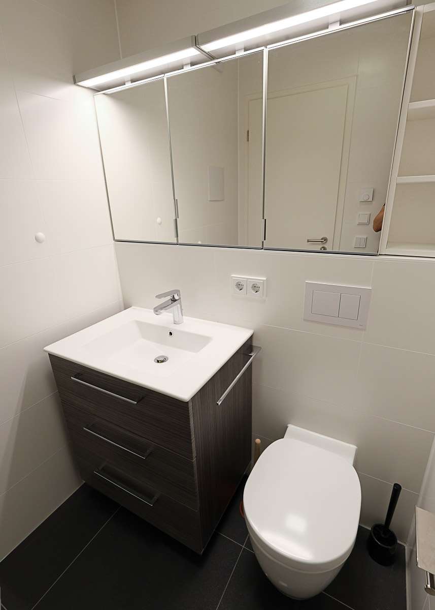Modern 3-Room Apartment in Munich – Neuhausen