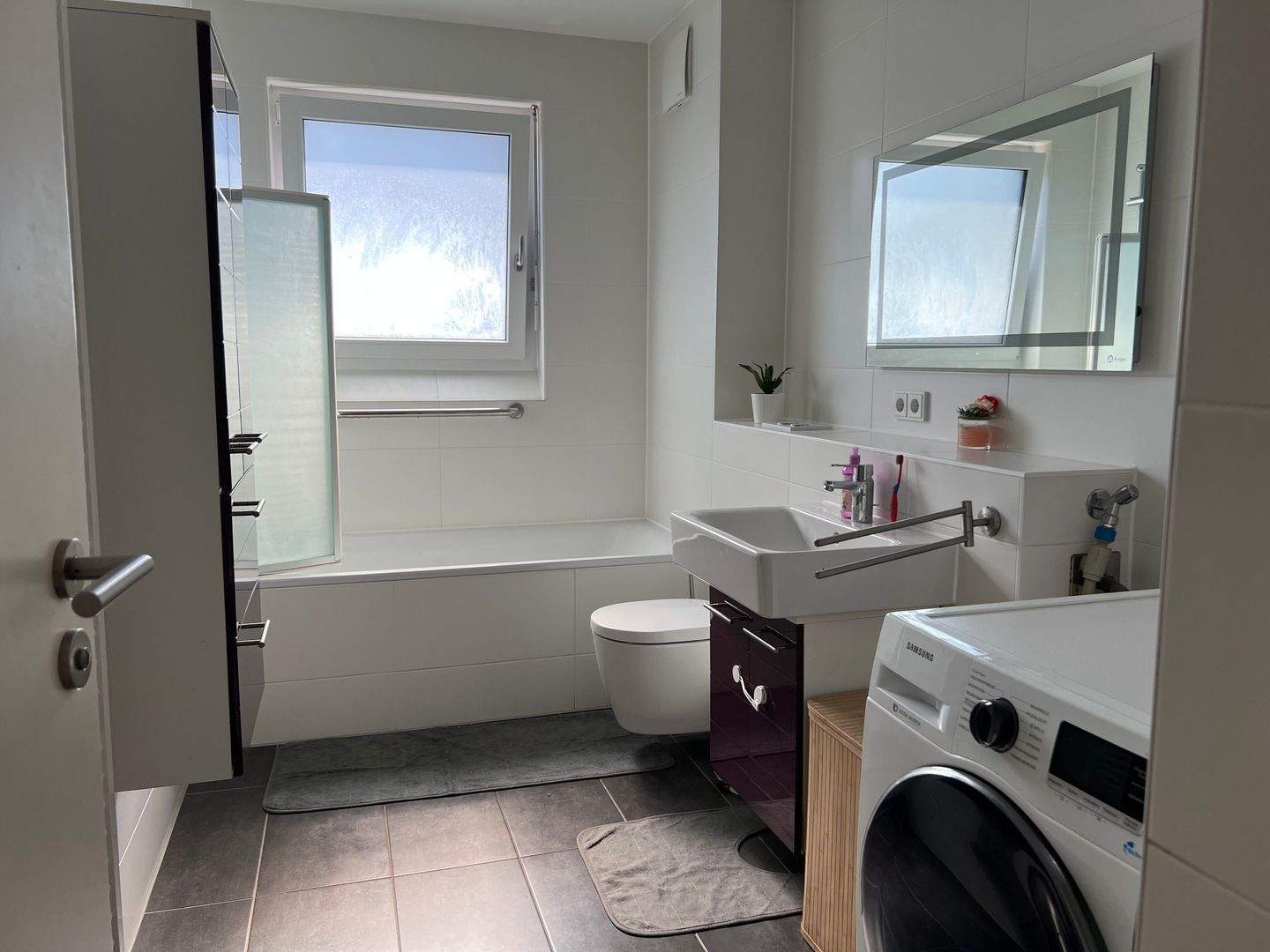 3-Zimmer Wohnung mit Loggia in München