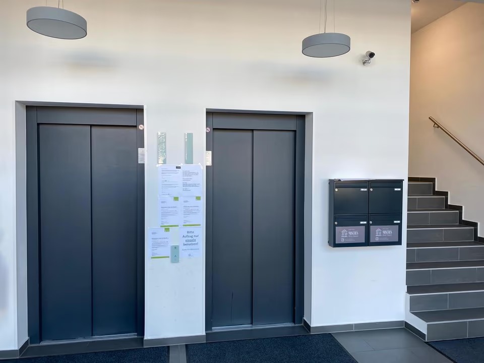 Möbliertes 1-Zimmer Apartment mit Balkon in München-Riem
