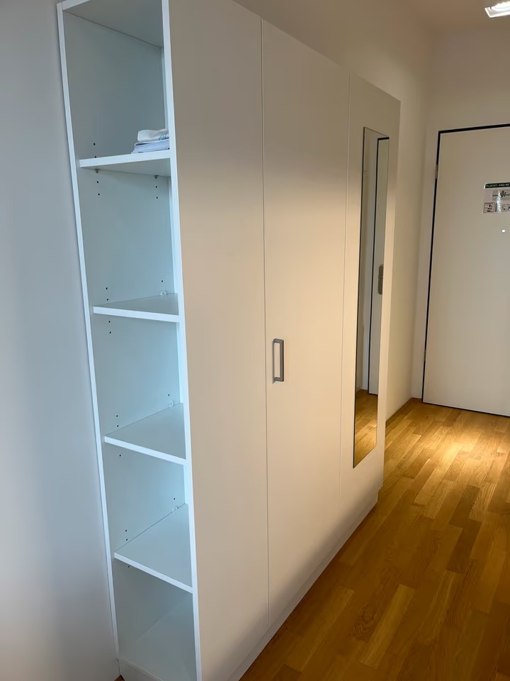 Möbliertes 1-Zimmer Apartment mit Balkon in München-Riem
