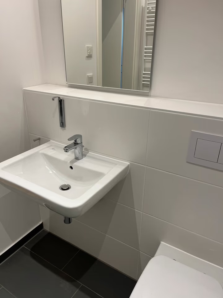 Möbliertes 1-Zimmer Apartment mit Balkon in München-Riem
