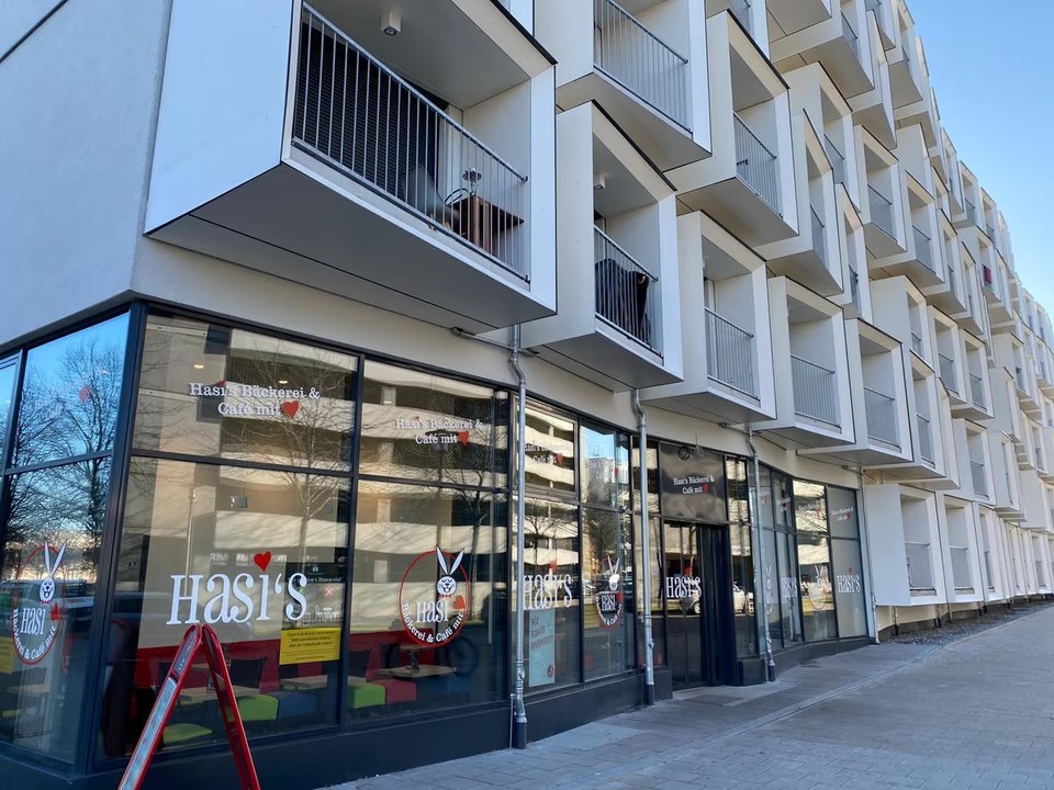Möbliertes 1-Zimmer Apartment mit Balkon in München-Riem