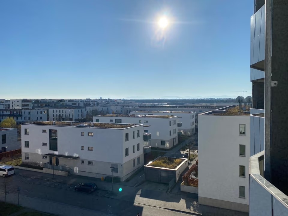 Möbliertes 1-Zimmer Apartment mit Balkon in München-Riem