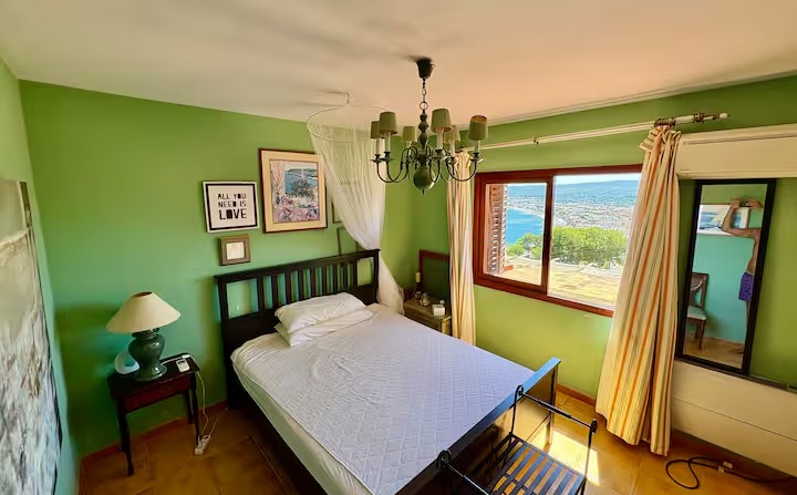 Luxury Sea View Villa with Private Pool & Panoramic Bay Views